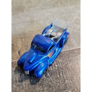 Hot Wheels 1997 Mattel blue car malaysia toy figure
